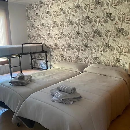 Lägenhet Apto En Valle De Benasque 2 Wifi Campo (Huesca)