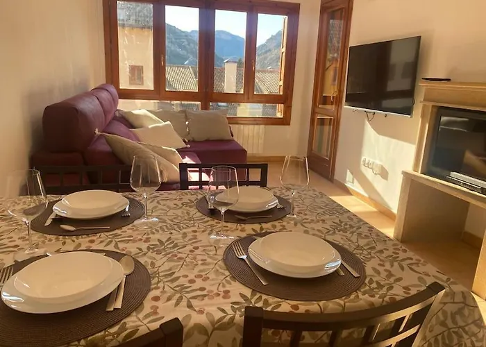 Apartamento Apto En Valle De Benasque 2 Wifi *